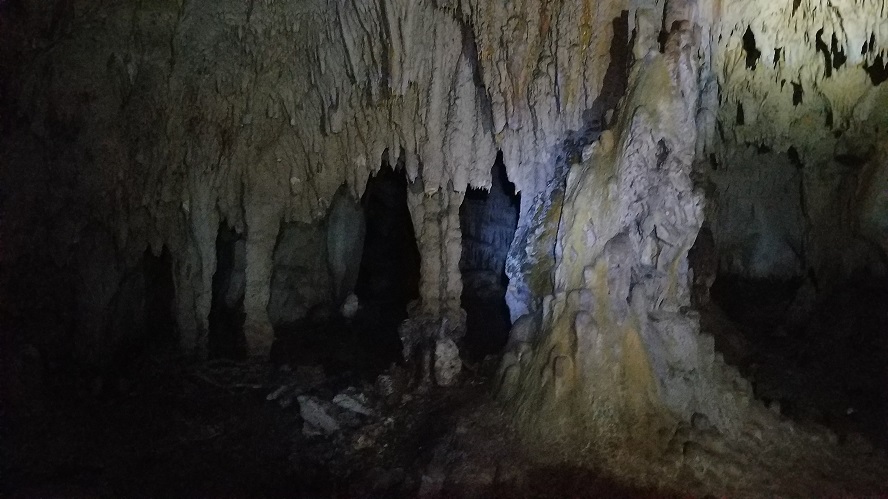 Hatchet Bay Cave 4: more stalagtites